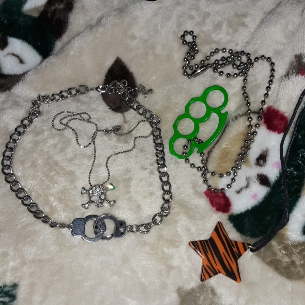 🖤4 pack necklace bundle